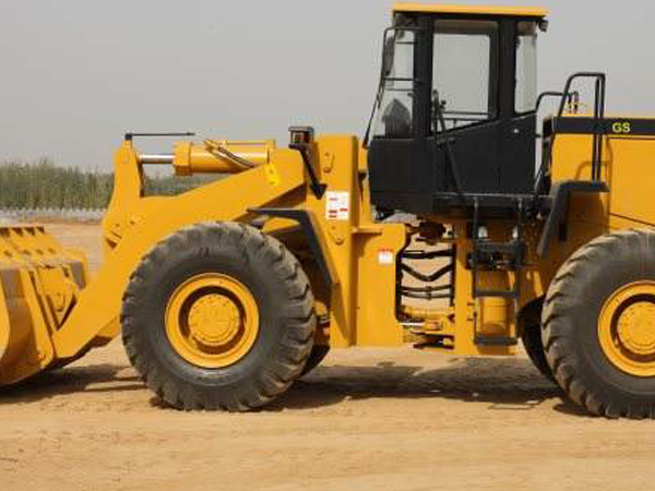 装载机厂家用完善的产品来回报客户